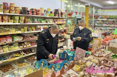 濱城區(qū)市場(chǎng)監(jiān)管局梁才監(jiān)管所開(kāi)展食品安全專項(xiàng)檢查 守護(hù)'舌尖上的年味'